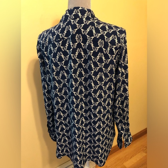 Talbots, Size LP, super pretty light airy blouse. - Picture 3 of 9